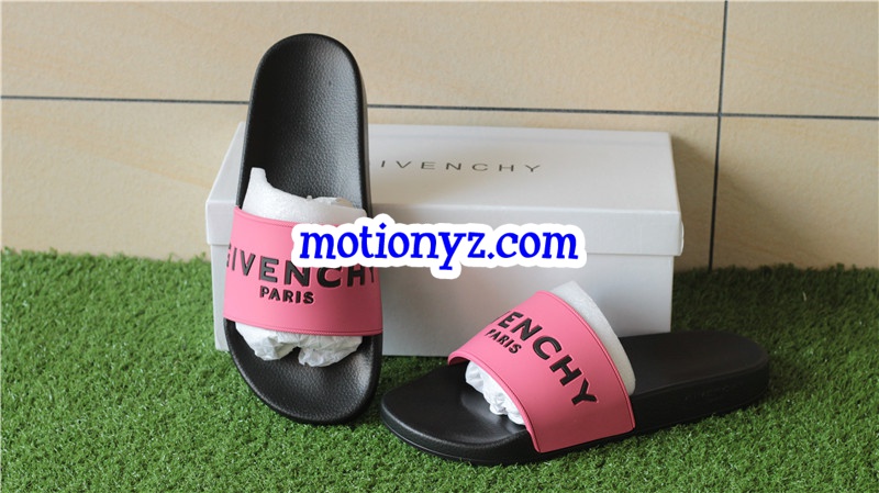 Givenchy Slide Pink